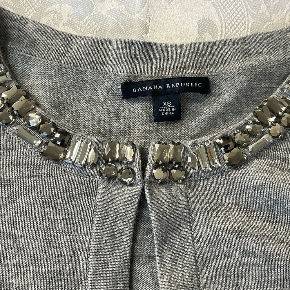 Banana Republic Poly/Wool Rhinestone Collar Ribbed women Cardigan Size XSmall - Picture 7 of 8